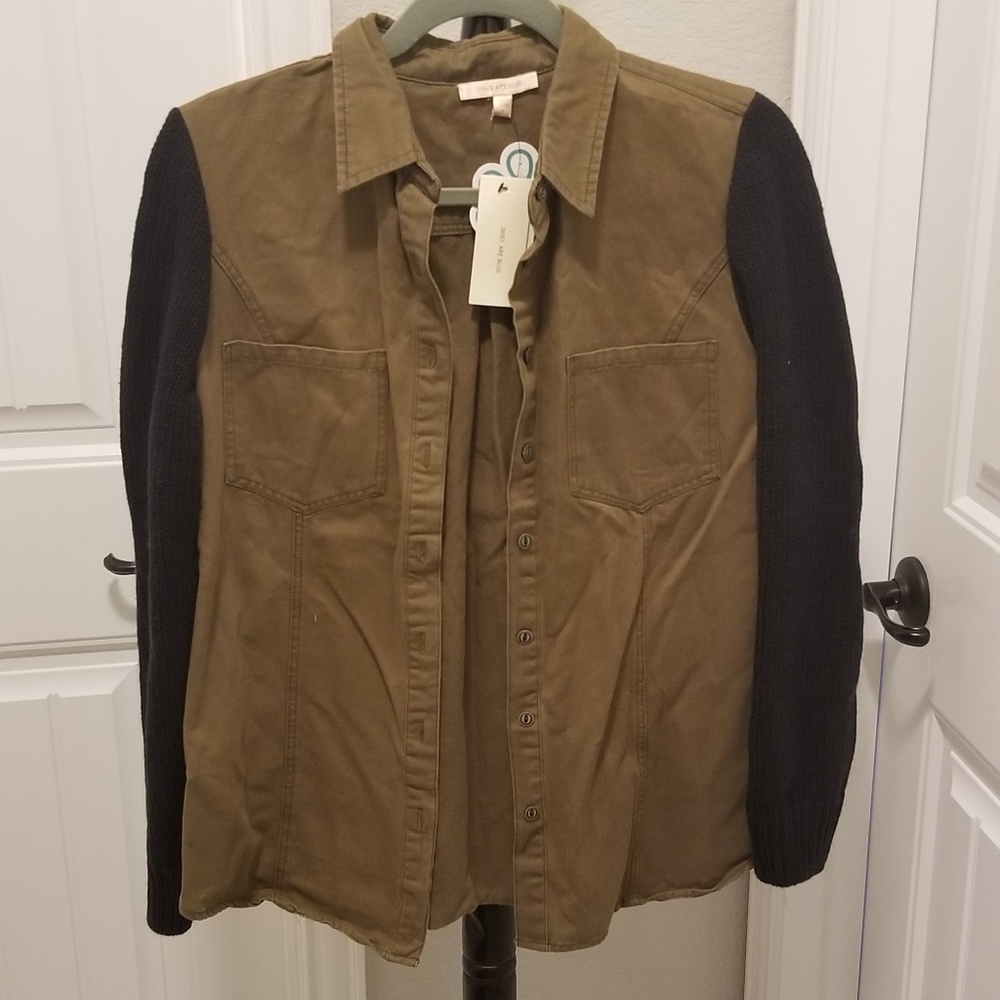 New olive green utility jacket w/ sweater sleeves